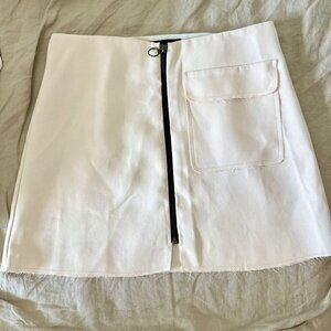 Free Gift! 🎁Chic Topshop Petite Very Light Pink Skirt ✨